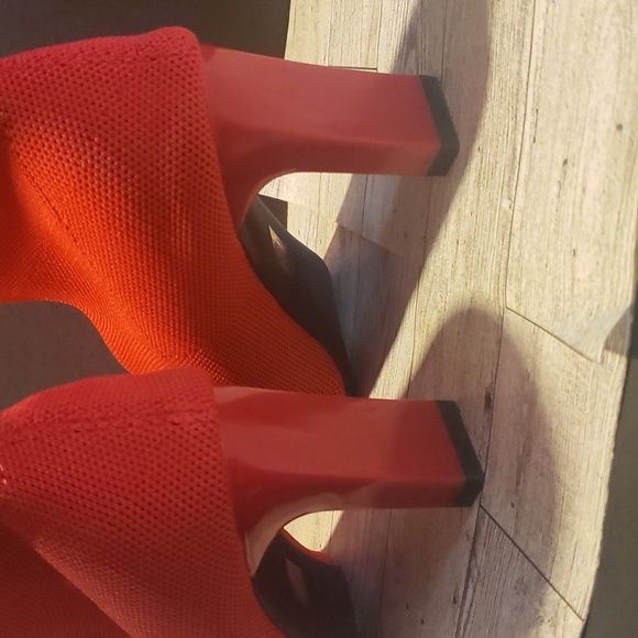 Red Heeled Slip-on Ankle Boots Size 38 - NWOT - Picture 5 of 11